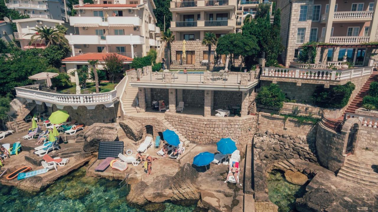Vila Fortuna Sutomore Exterior photo